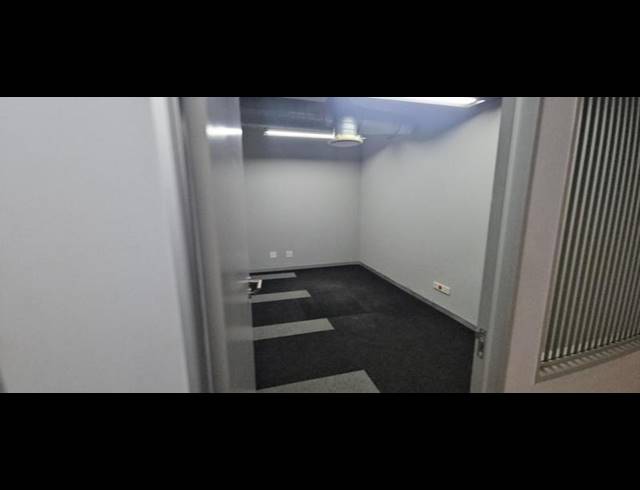 INDUSTRIAL PROPERTY TO RENT IN ALLANDALE